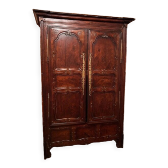 Armoire bretonne