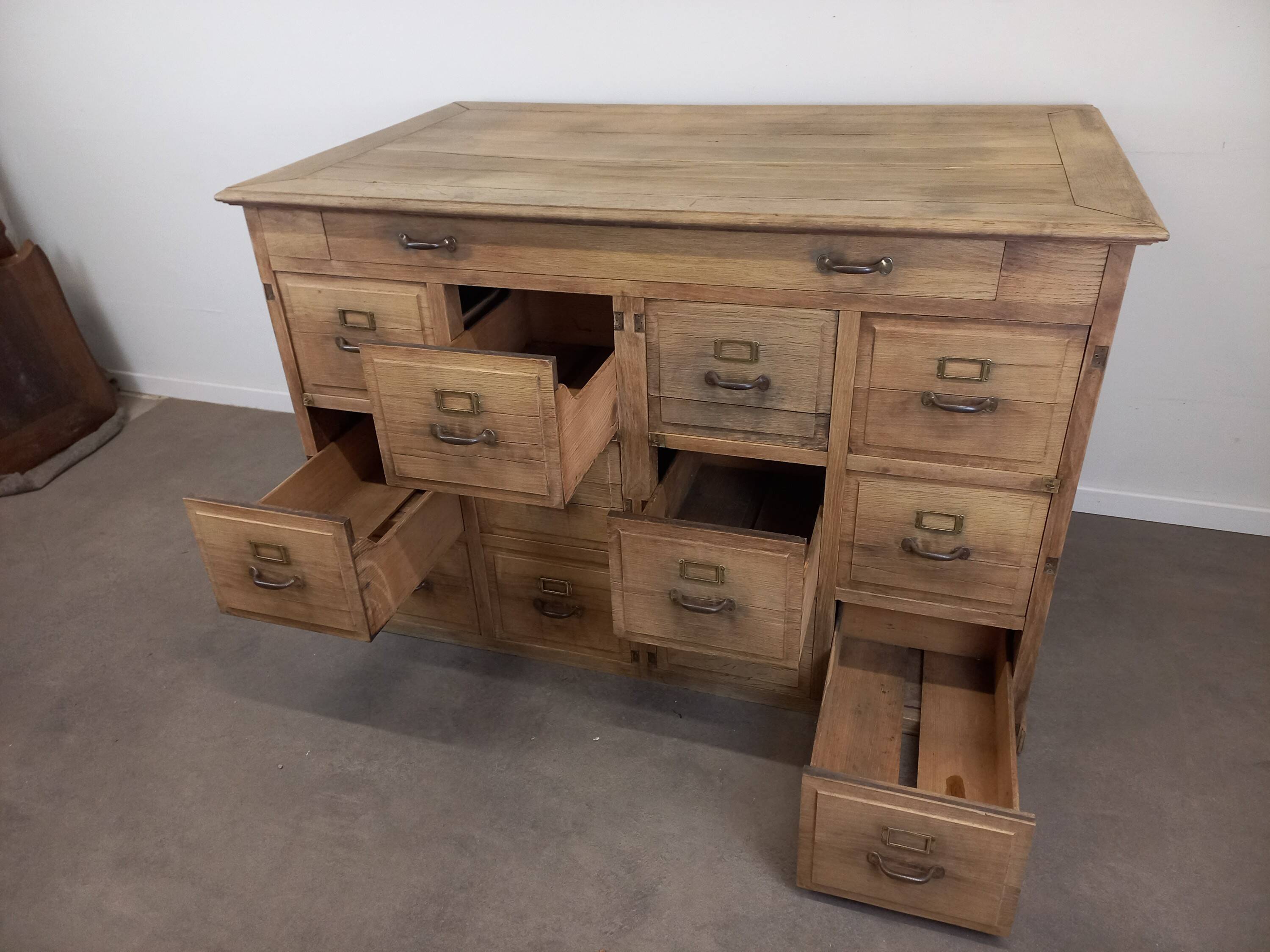 Workshop drawer unit