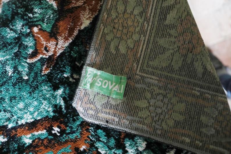 Old carpet  72x124cm