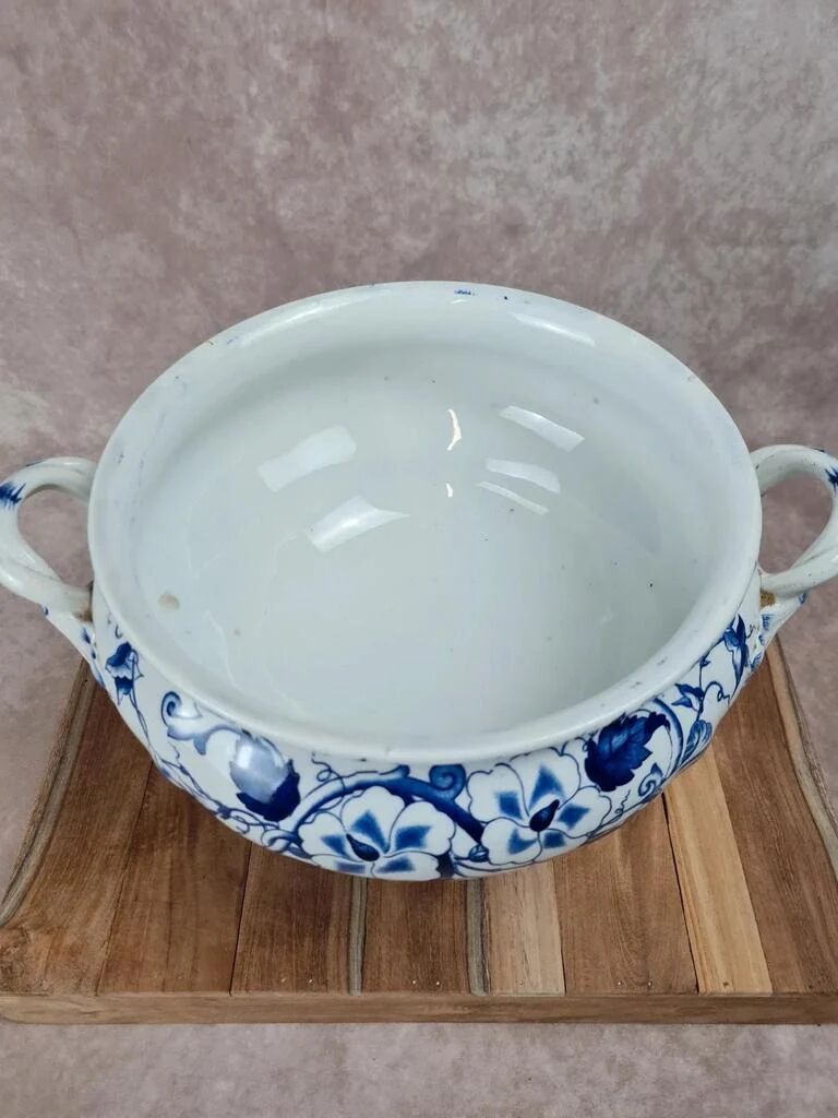 Large antique soup tureen Creil & Montereau – Flora model