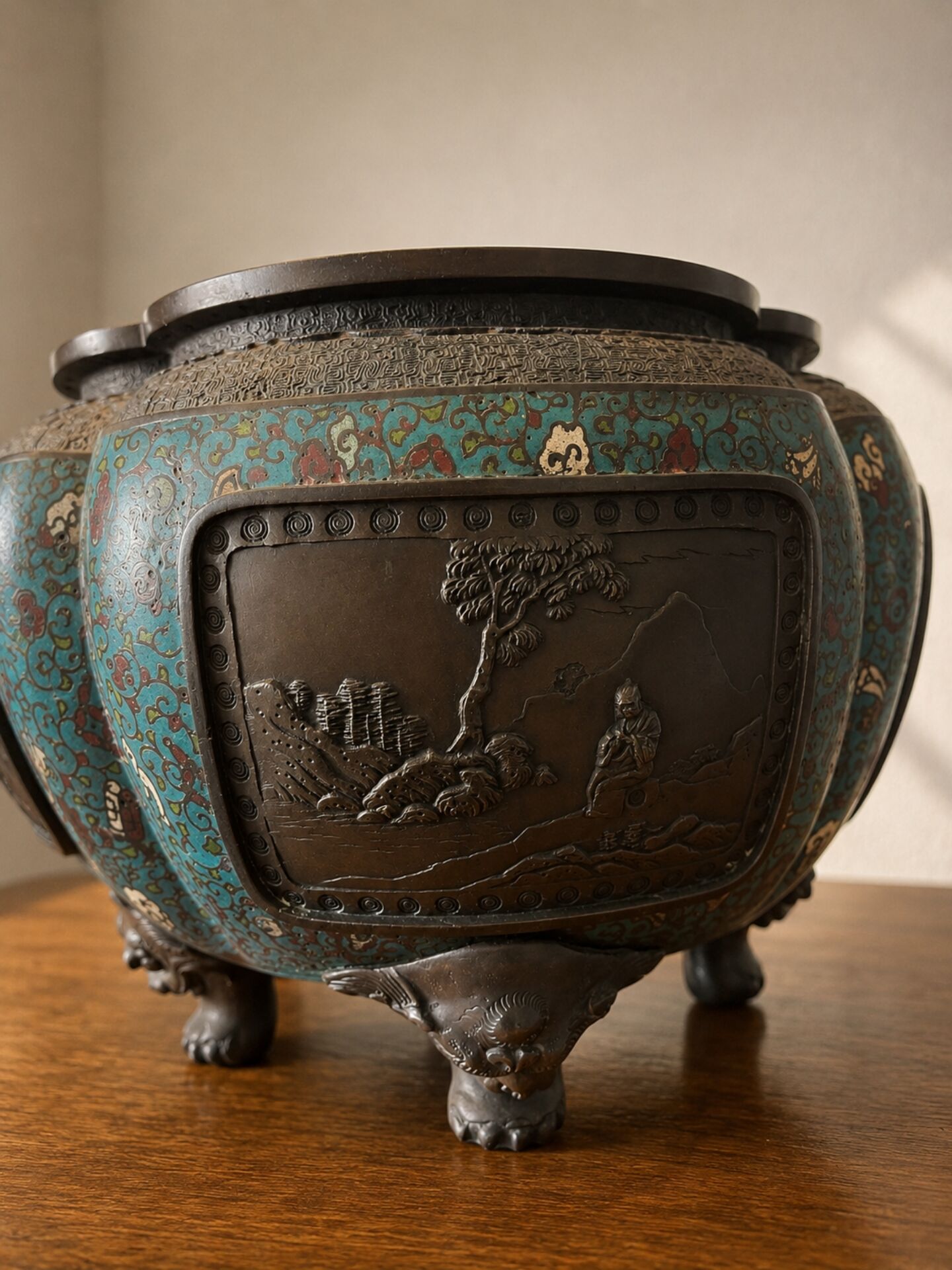 Cache pot bronze cloisonné meiji (fin 19eme).
