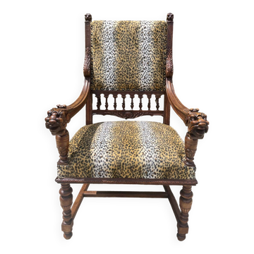 Fauteuil en Noyer de style Louis XIII Epoque XIXeme Siècle
