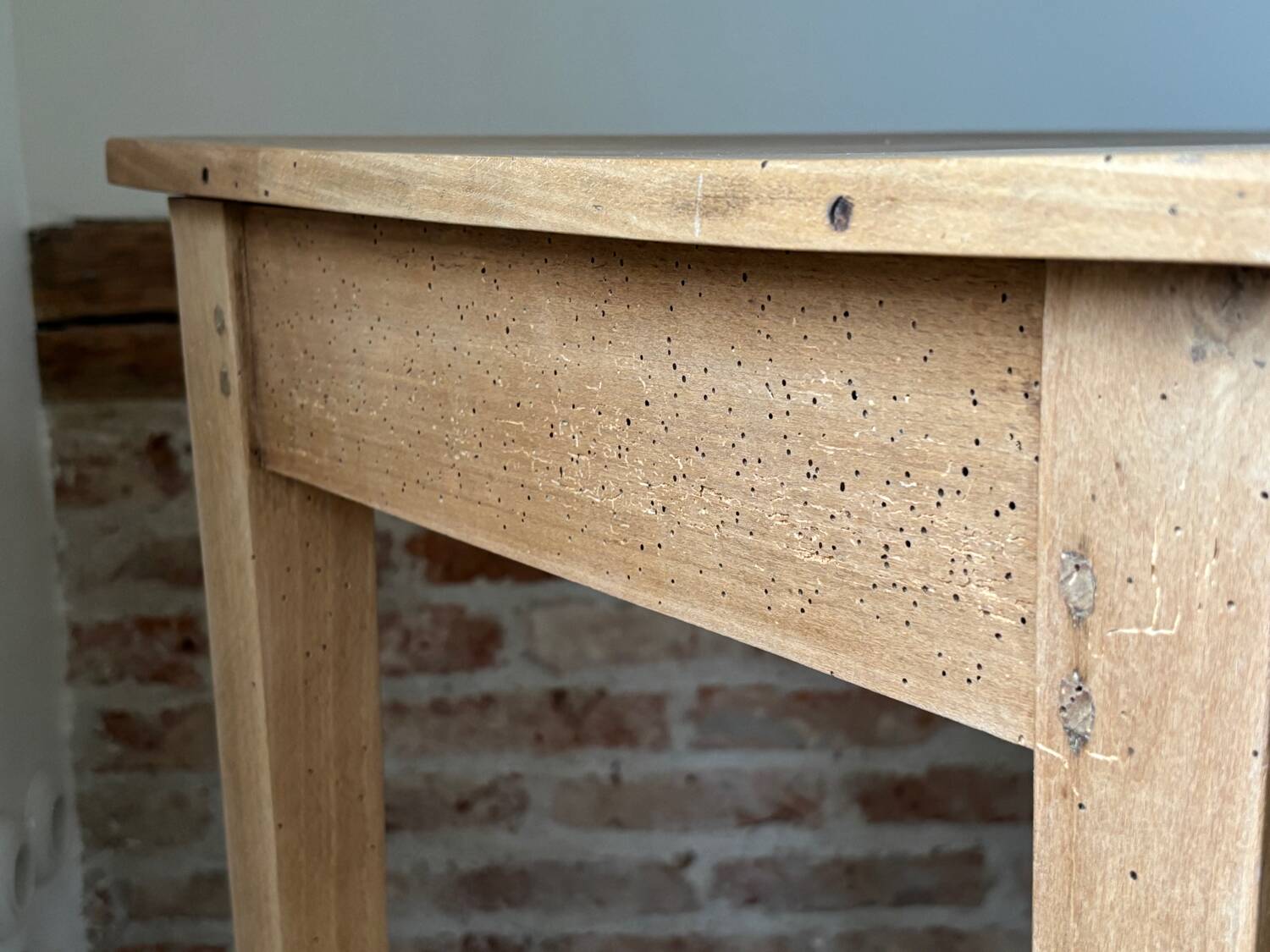 Table d'appoint ancienne