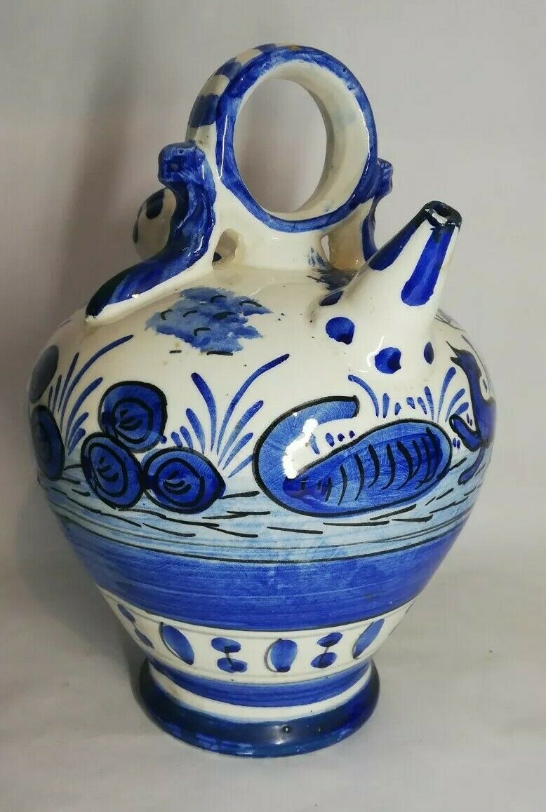 Blue gurgling