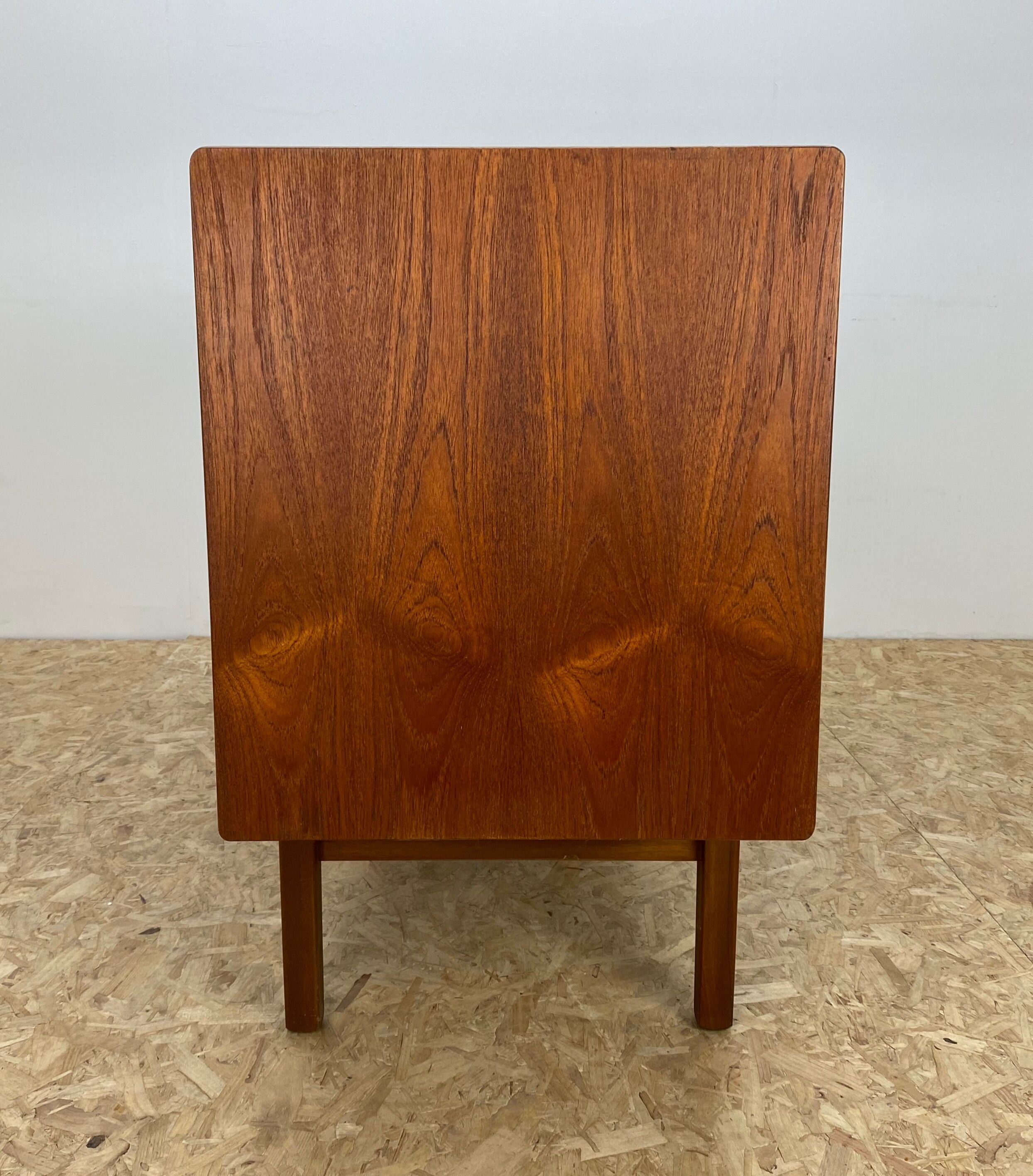 Mid century vintage sideboard