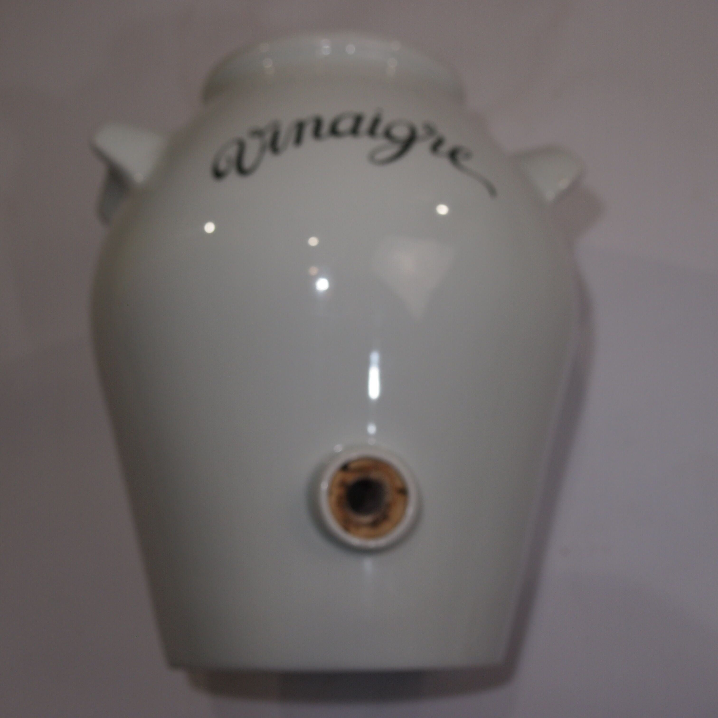 Vinaigrier porcelain