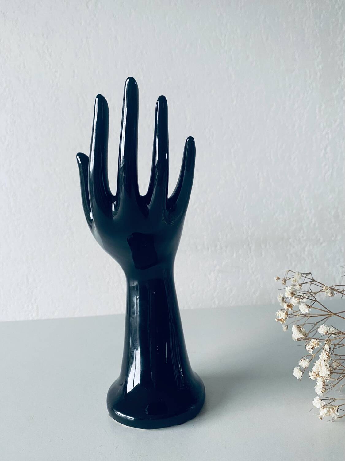 Handmade ceramic vase and jewelry holder