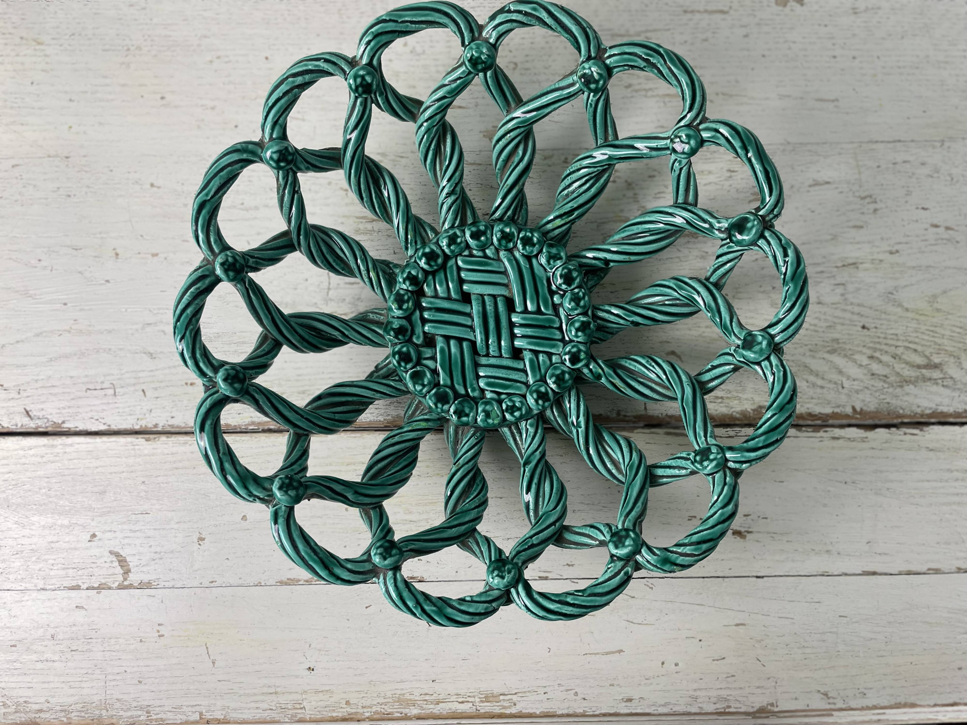 Vallauris Style Braided Barbotine Cut