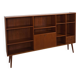 Deens teak brede LP kast met planken, lades en bar met spiegel