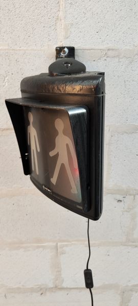 Industrial lamp metal pedestrian crossing a fastener 220 v and leds