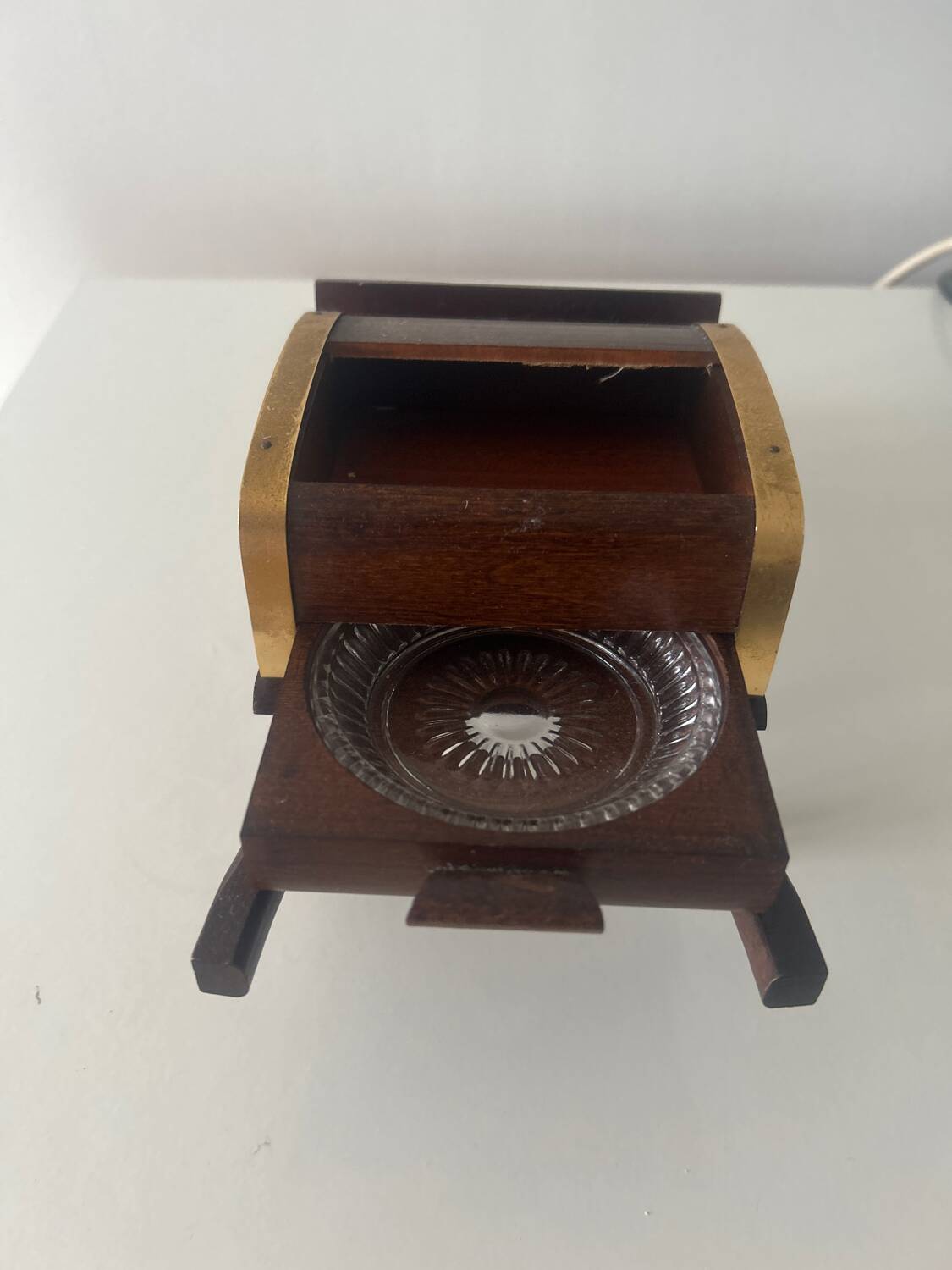 Wheelbarrow cigarette box with ashtray