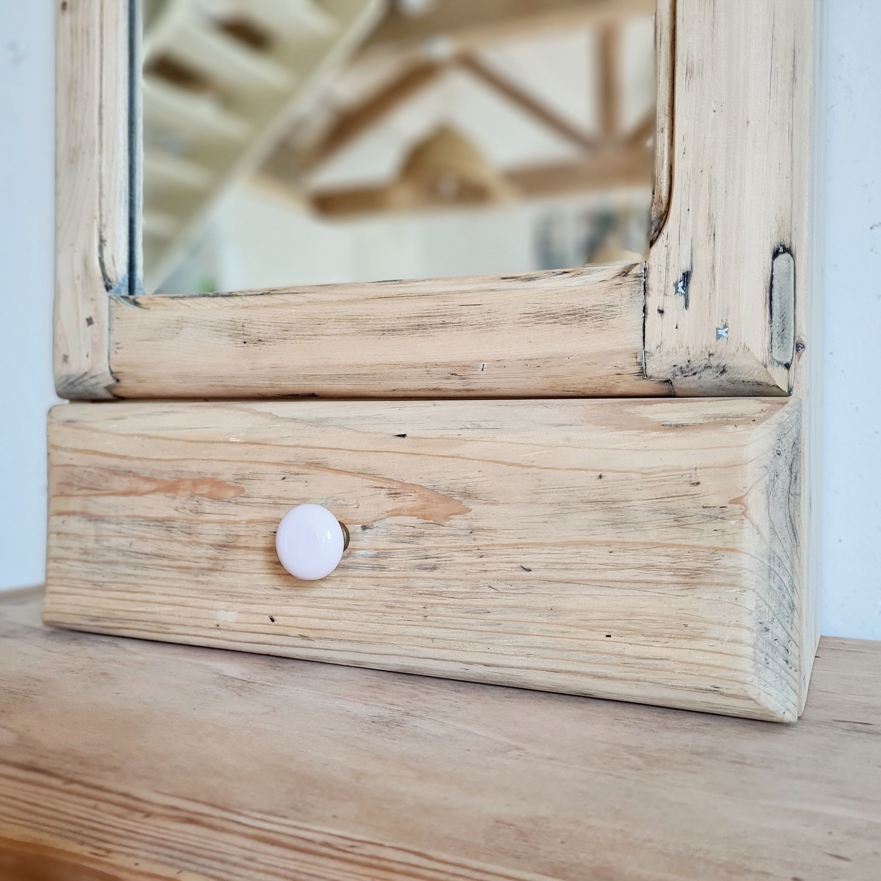 Vintage medicine cabinet 50s raw wood