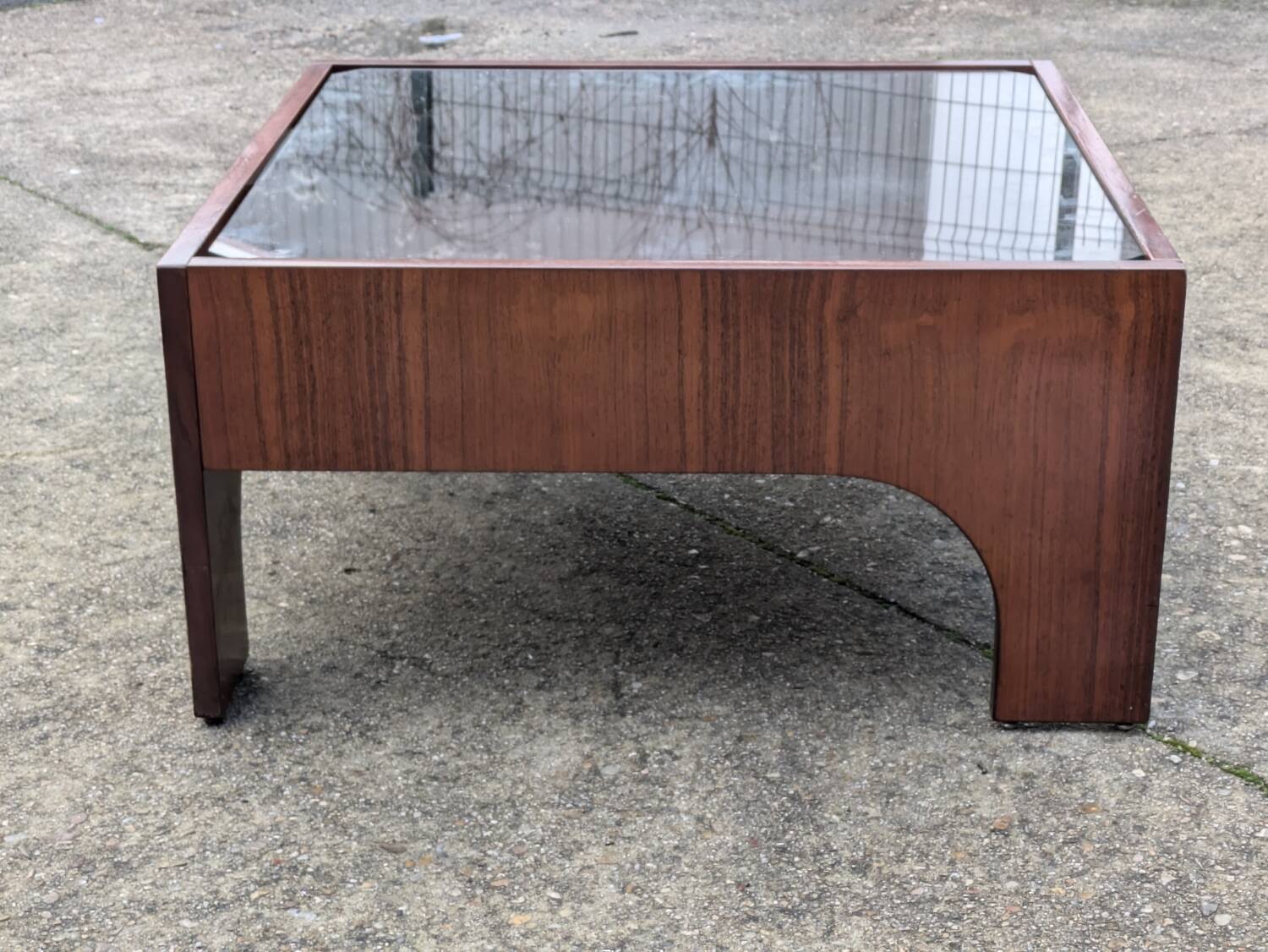 Vintage rosewood and glass coffee table by Claudio Salocchi, "Oriolo" model