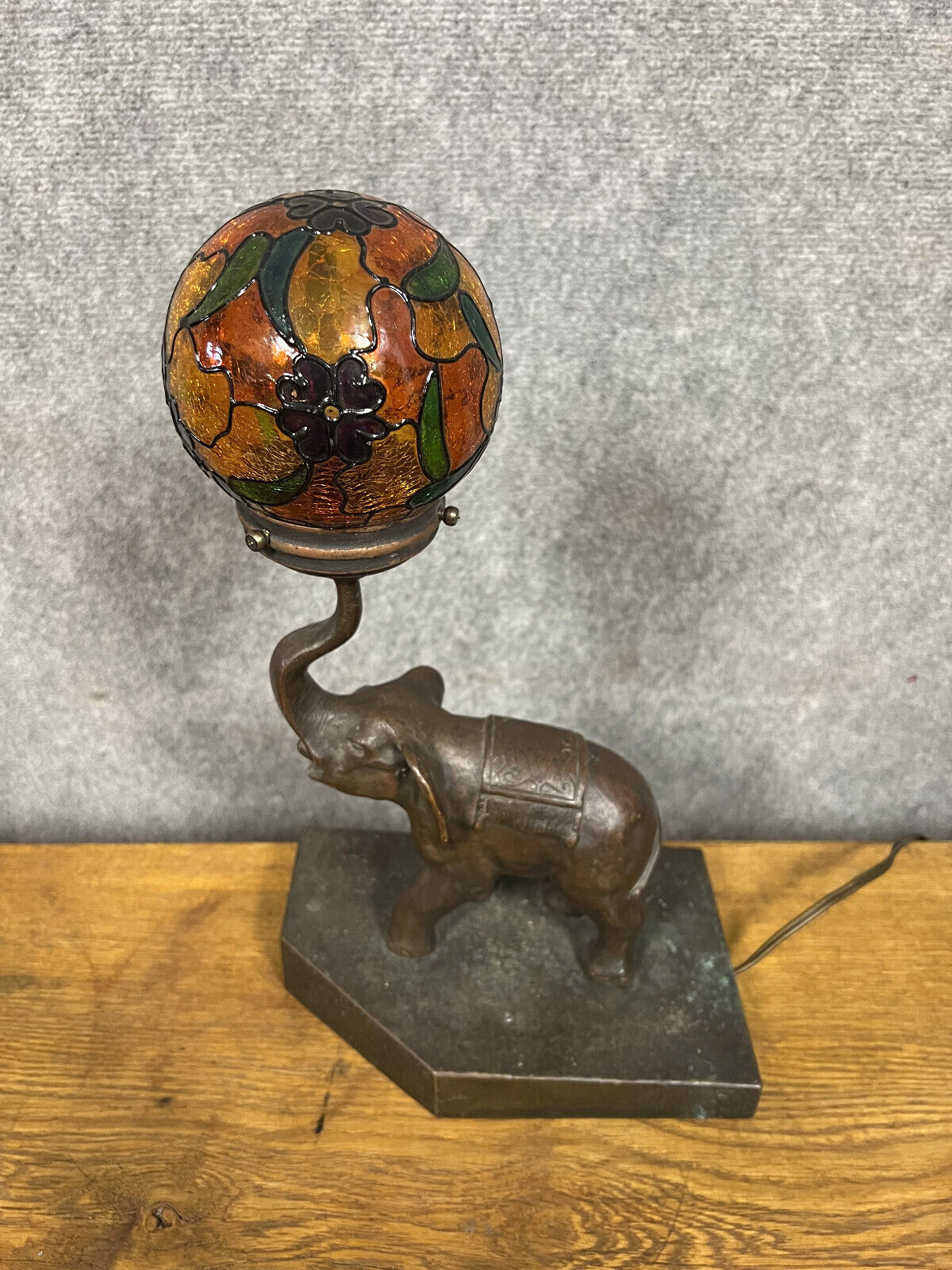 Bronze lamp with elephant Art Nouveau period around 1900