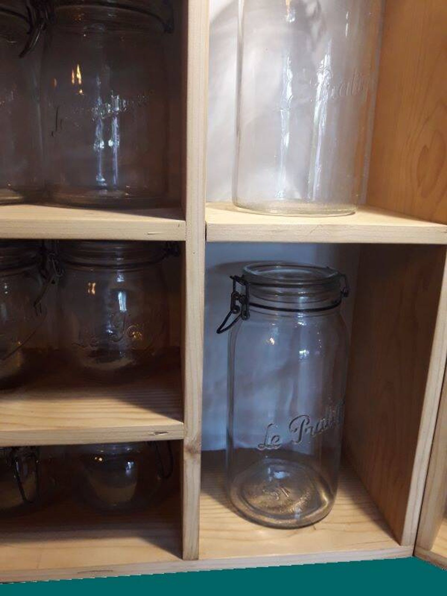 Spice shelves L1.6mxH79cm