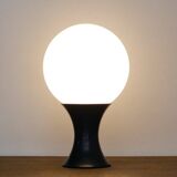 Grande lampe de table en forme de champignon en verre opalin blanc par Stilnovo, années 60