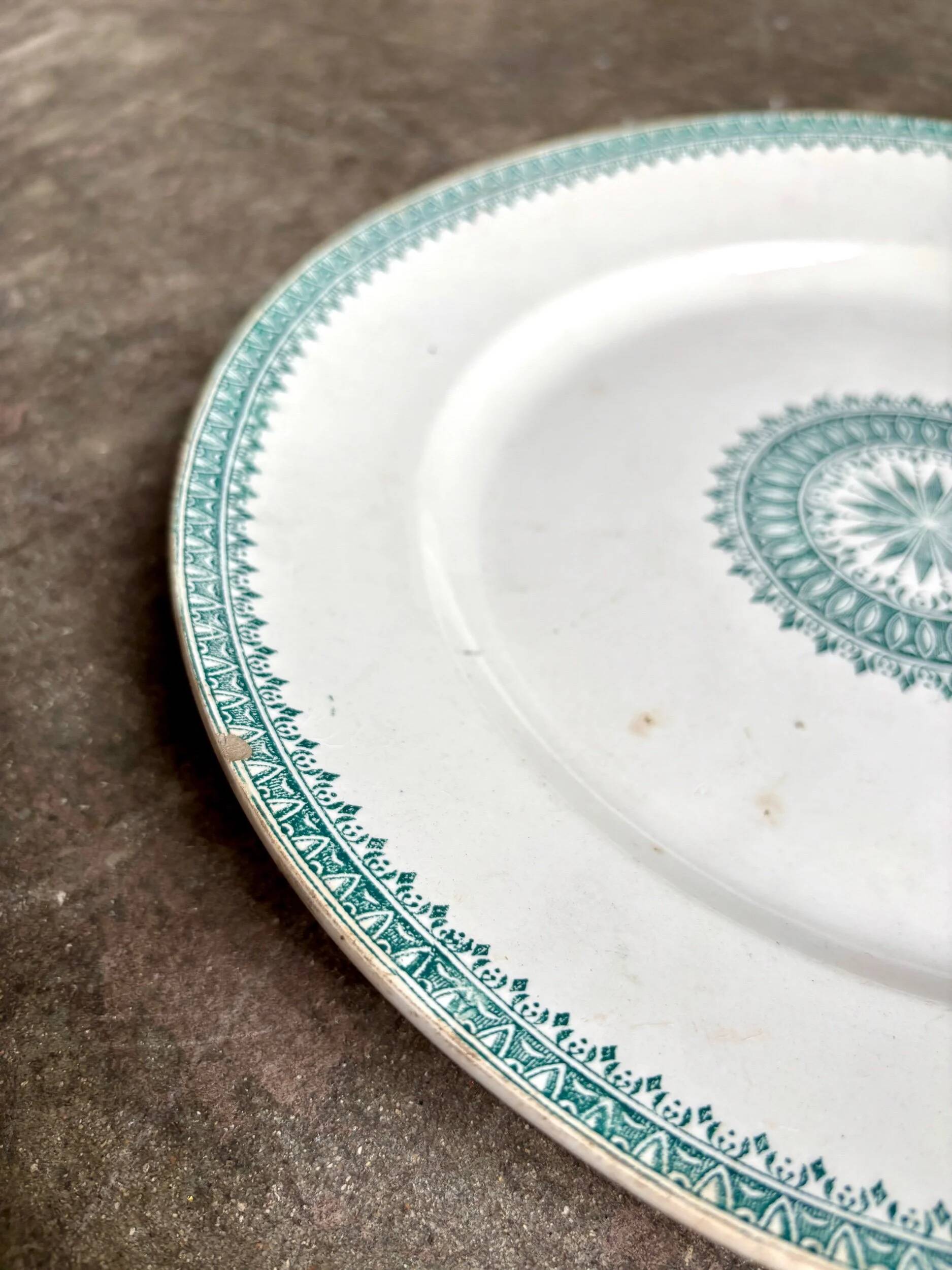 Creil & Montereau round dish in green ironstone, "English" service