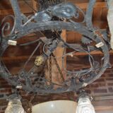 Lustre en fer forgé style art déco avec décor de fleurs