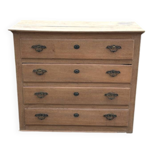 Commode en bois brut