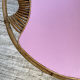 Table basse vintage en rotin rose
