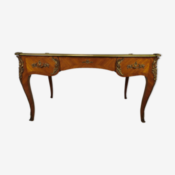 Bureau de style Louis XV