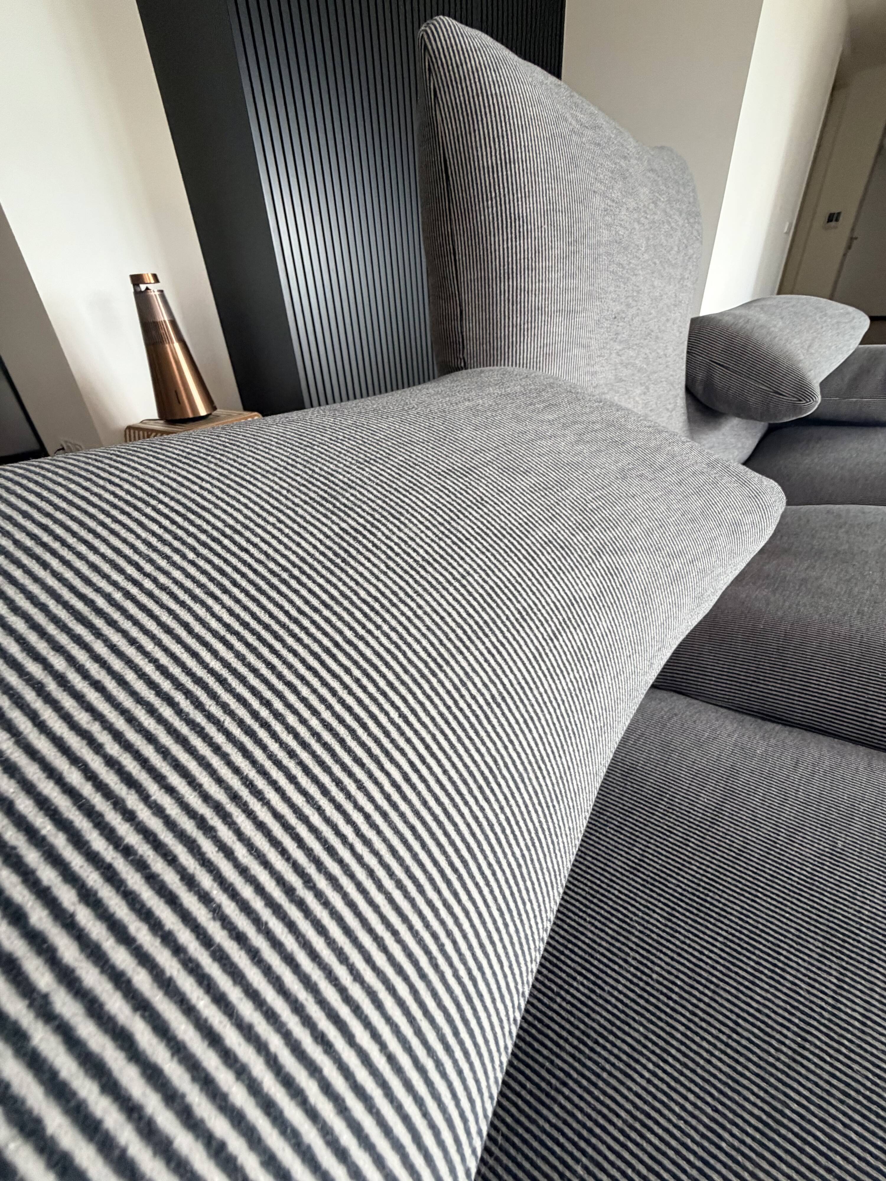 Maralunga sofa in excellent condition.