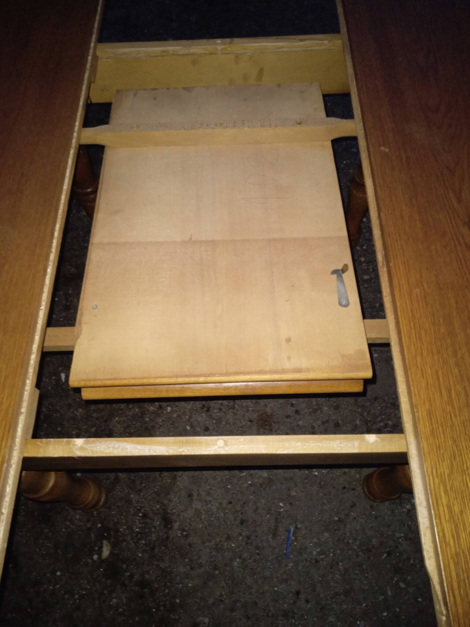 Extendable table
