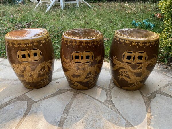 3 tabourets en céramiques dragons