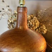Give me a leather Jeanne. A unique vintage lamp, combining history and elegance.