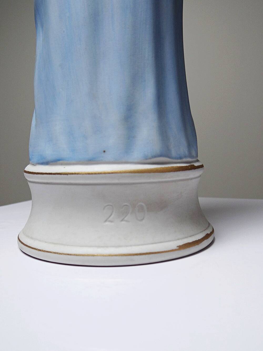 Grande Sainte Vierge au Sacré Coeur en biscuit polychrome ancienne