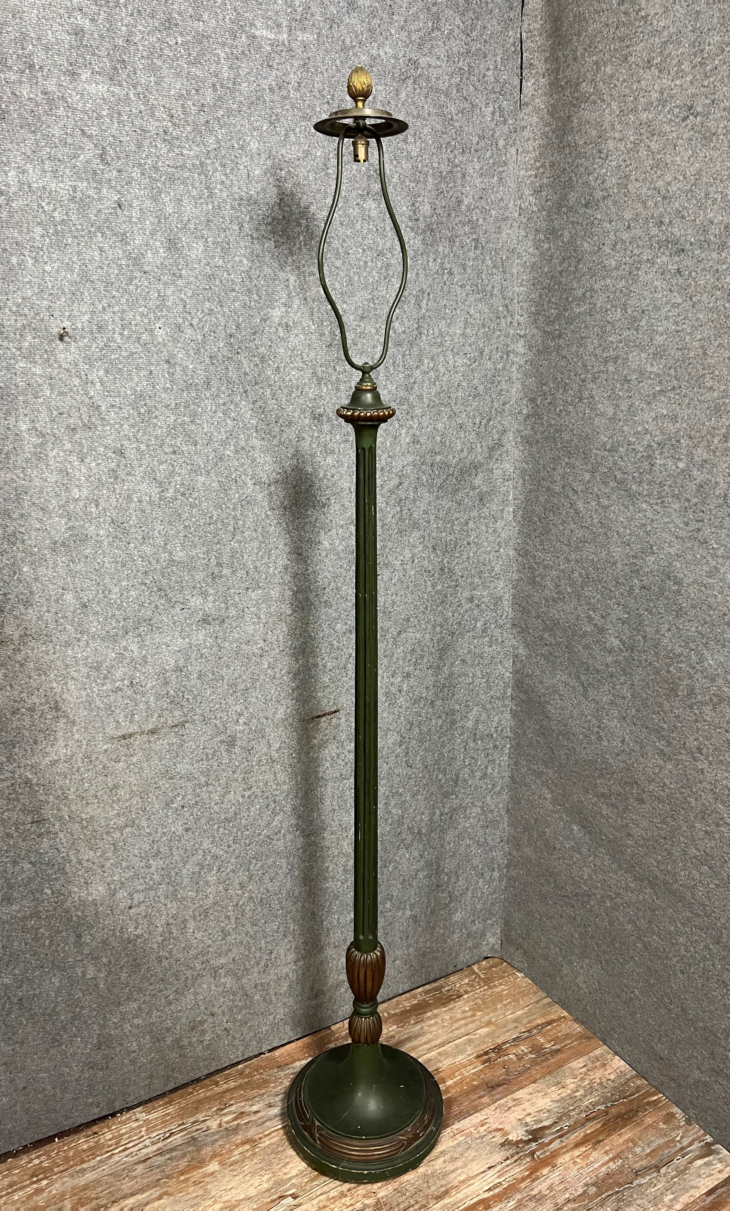 Lampadaire en bois laqué vert et doré style Empire vers 1900