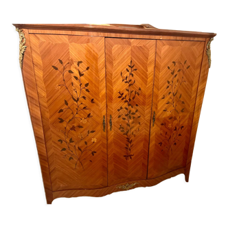 Armoire bois de rose