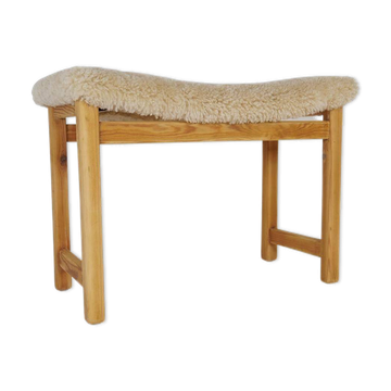 Modern Scandinavian stool in pine and sheepskin, Sweden, 1970s