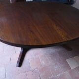 Baumann oval expandable table