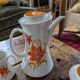 Service Winterling 70s – flamboyant floral orange décor