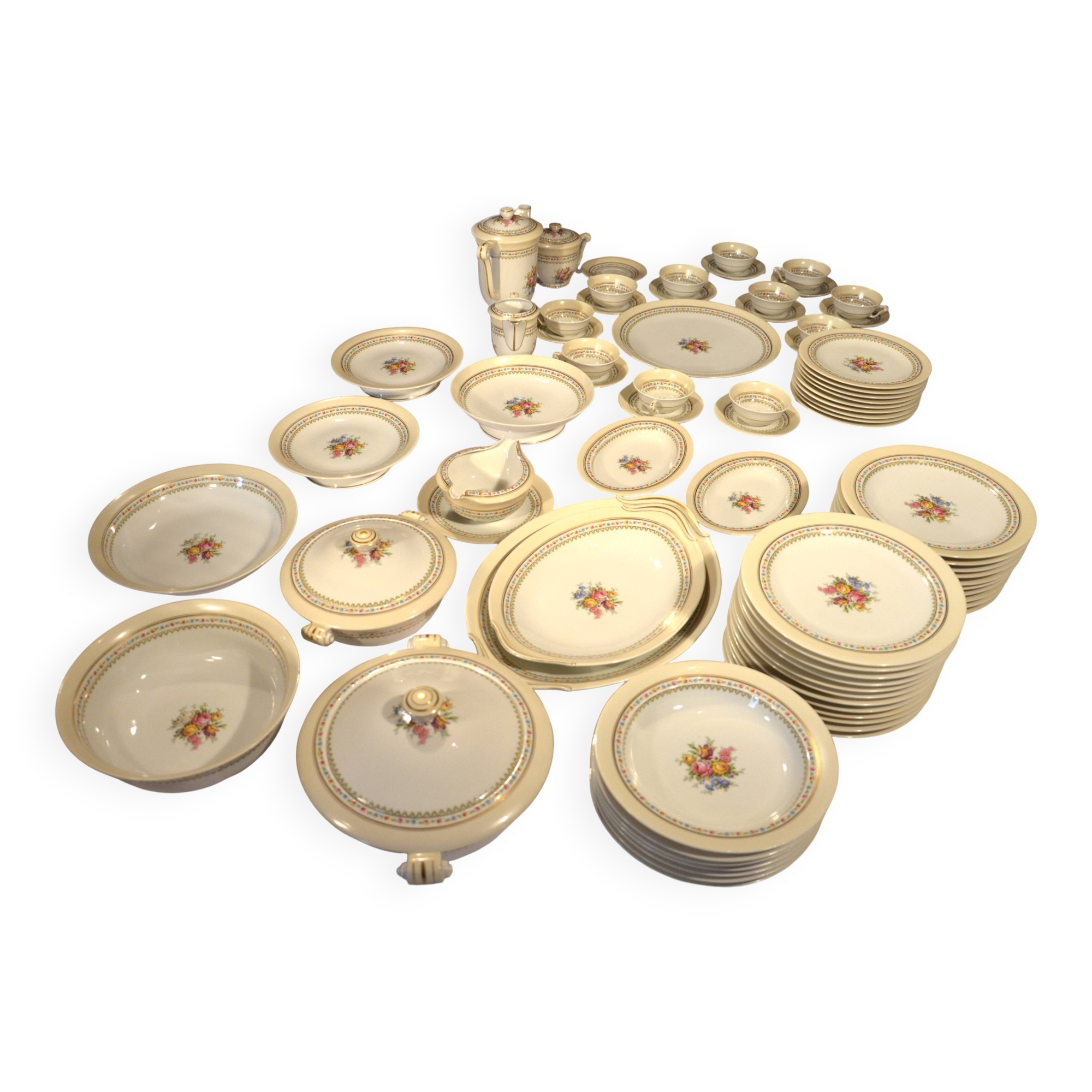 75-piece vintage porcelain table service, Raynaud & Co., Limoges.