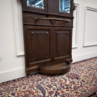 Classic English wardrobe coat rack