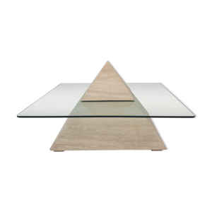 table basse pyramidale - travertin