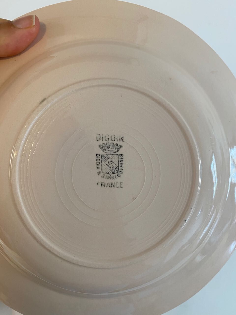 Service of powder pink hollow plates