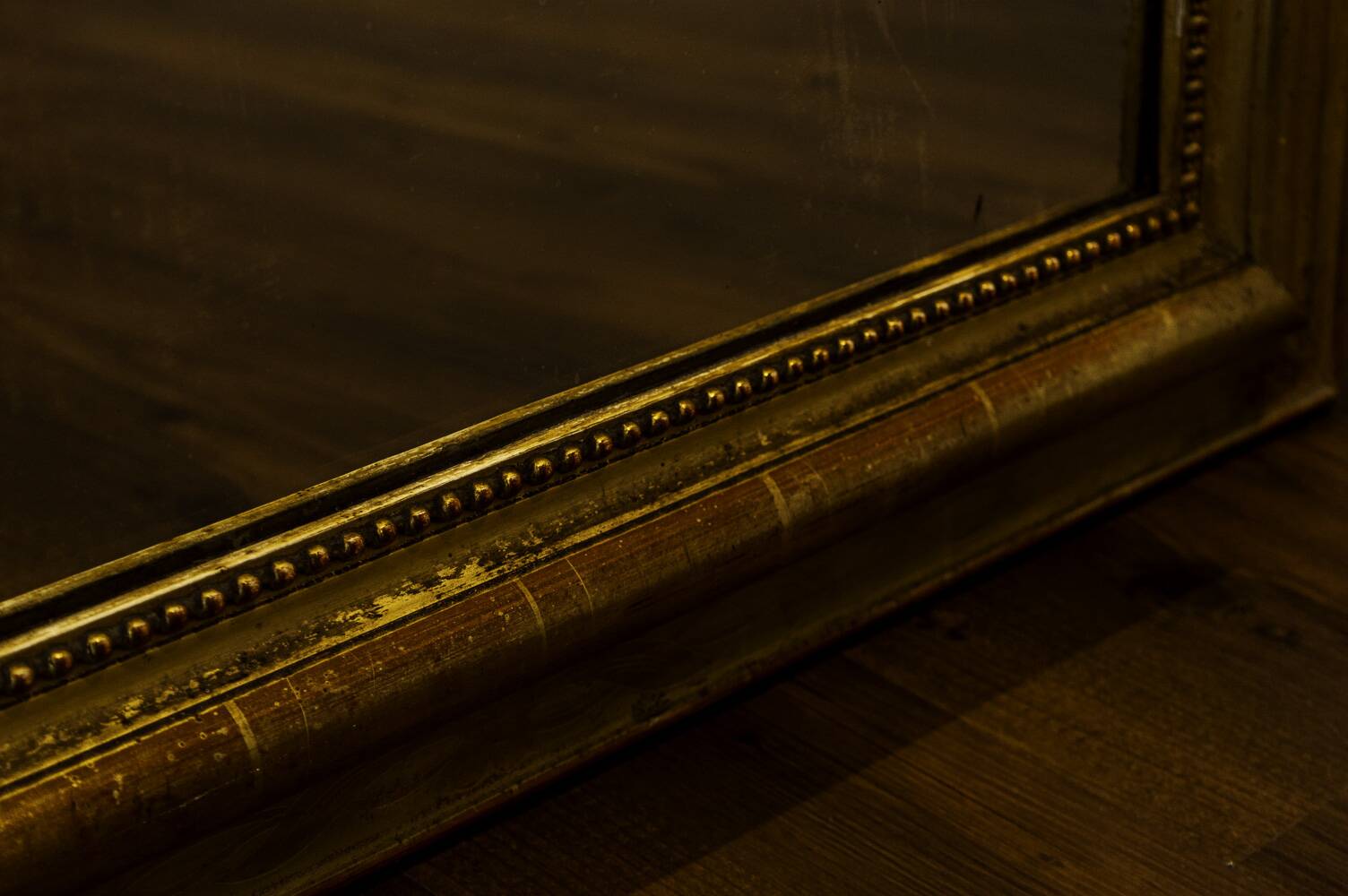 Louis-philippe mirror in golden wood