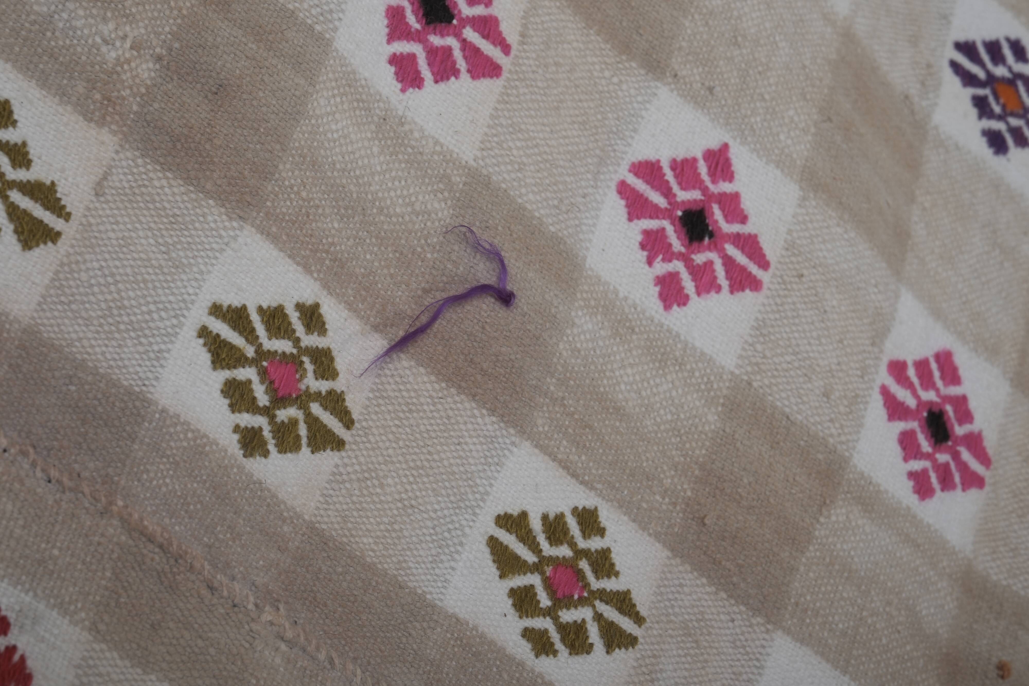 Vintage Turkish Oushak Rug Handwoven 183x250 cm