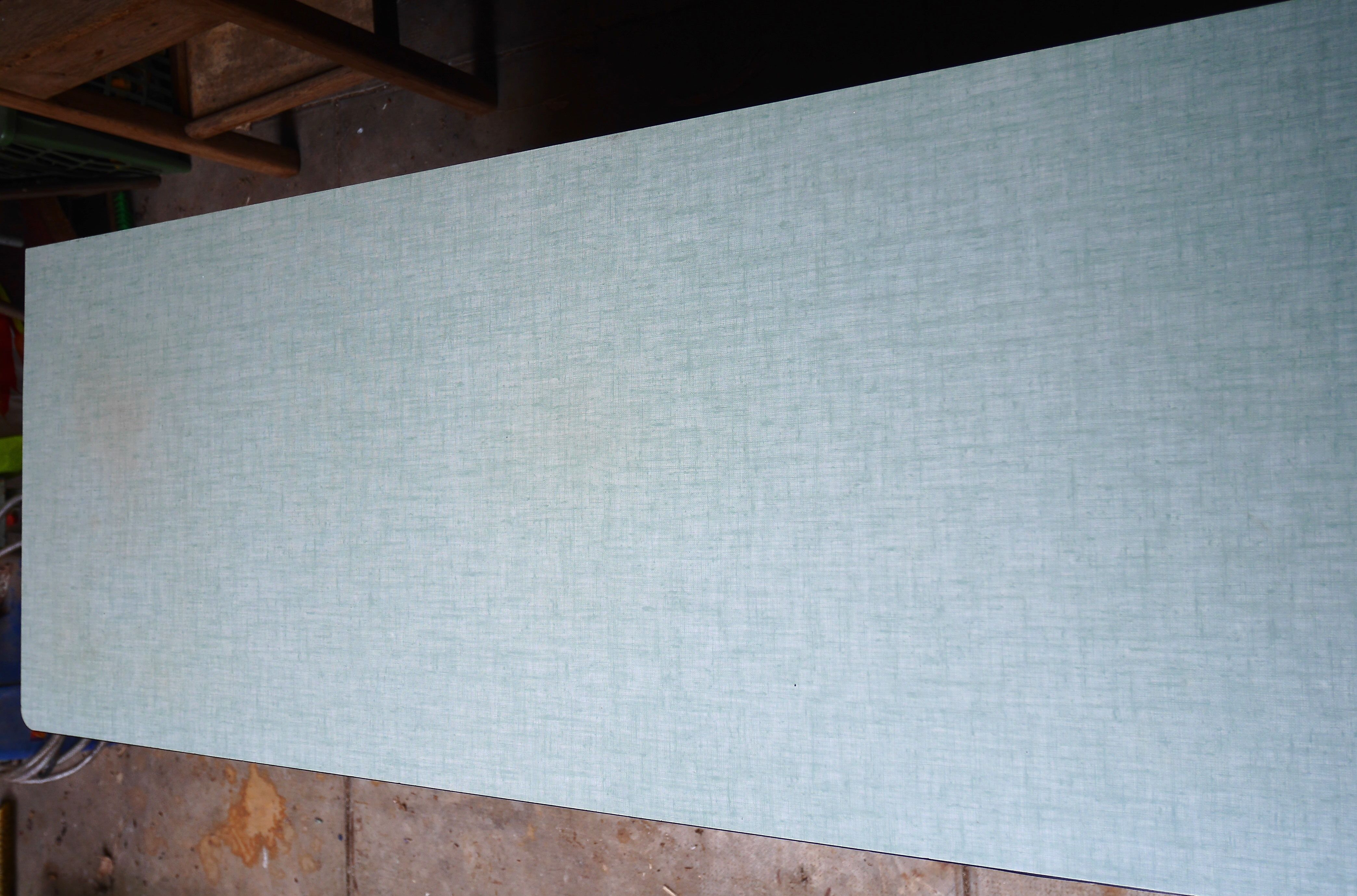 Buffet mado cuisine on formica