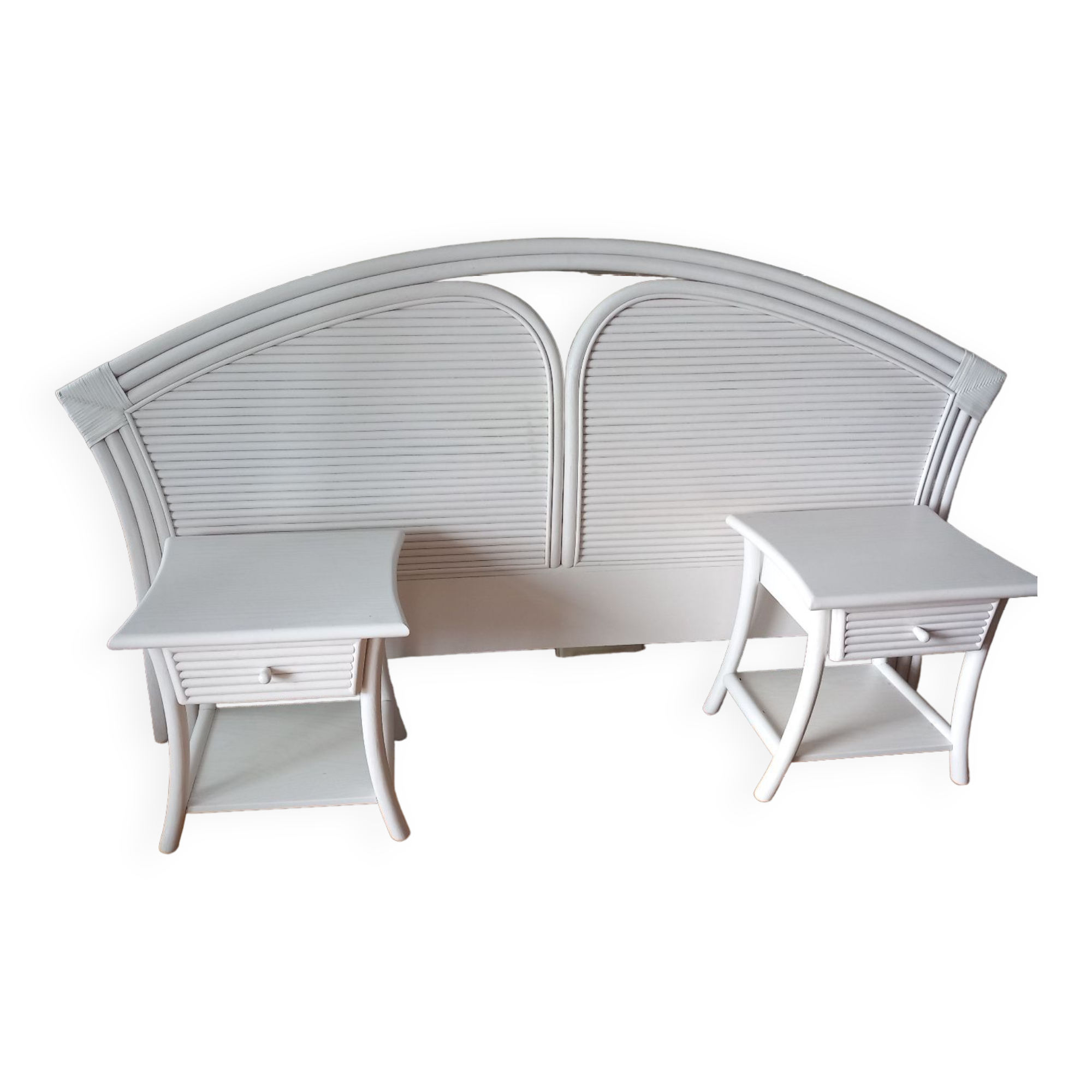 Set rattan headboard +2 matching bedside tables