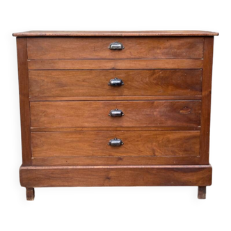 Antique chest of drawers