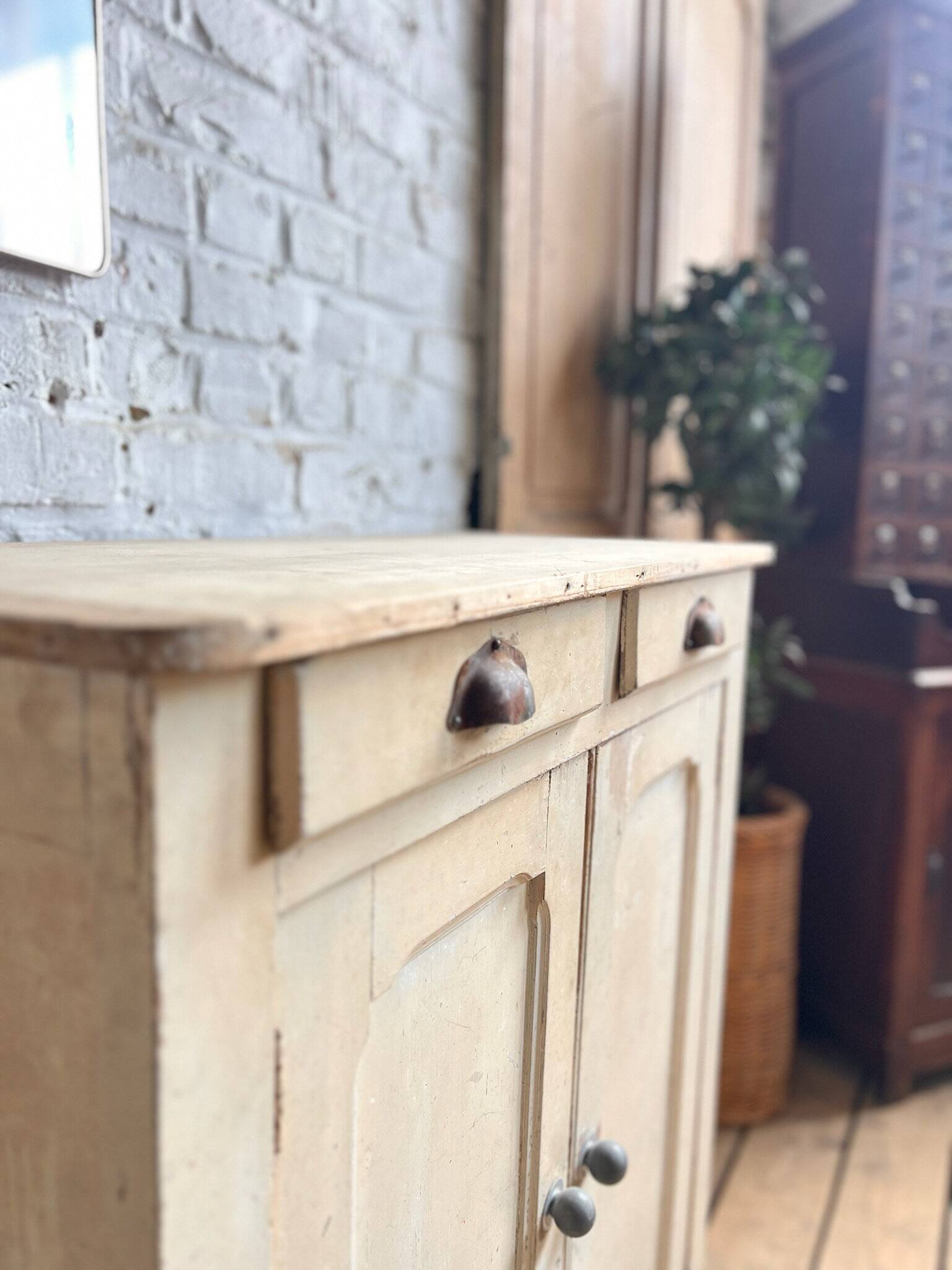 Old Parisian buffet with original patina.