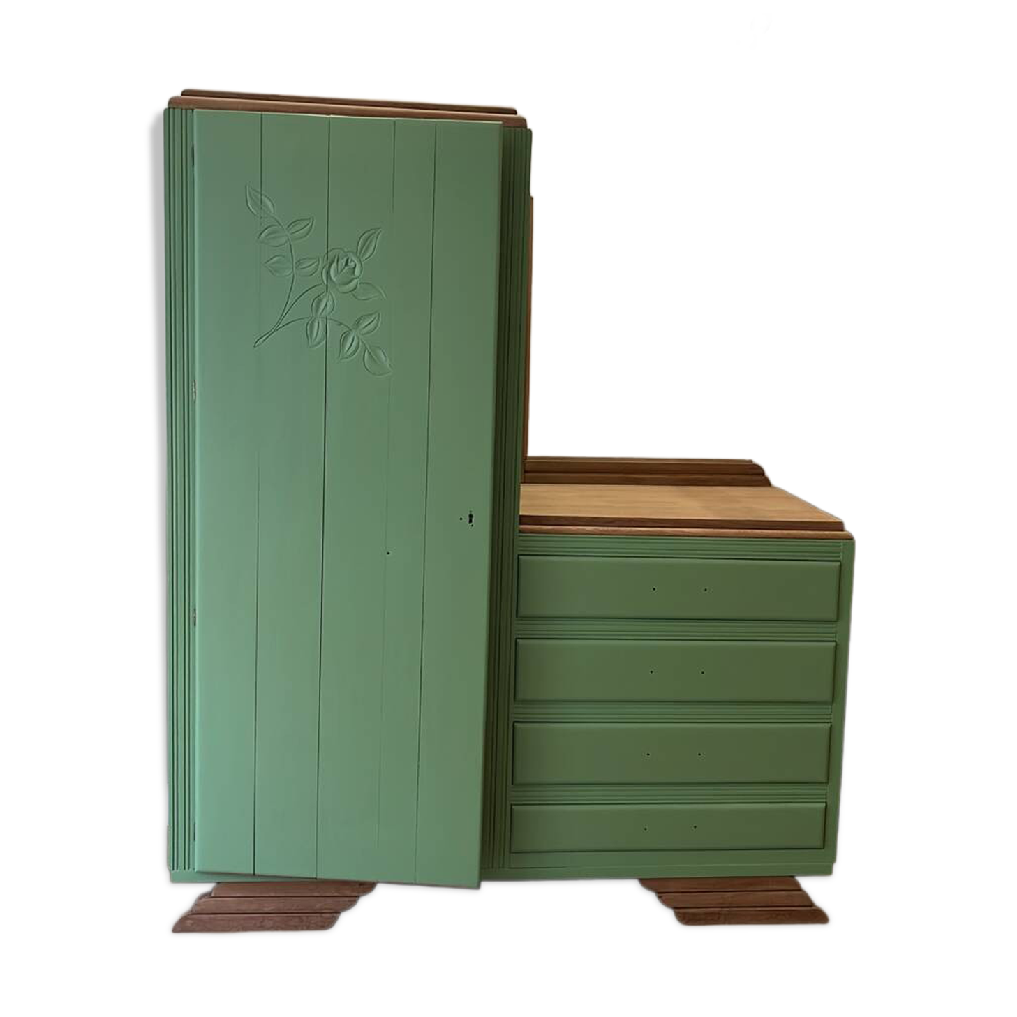 Armoire asymétrique