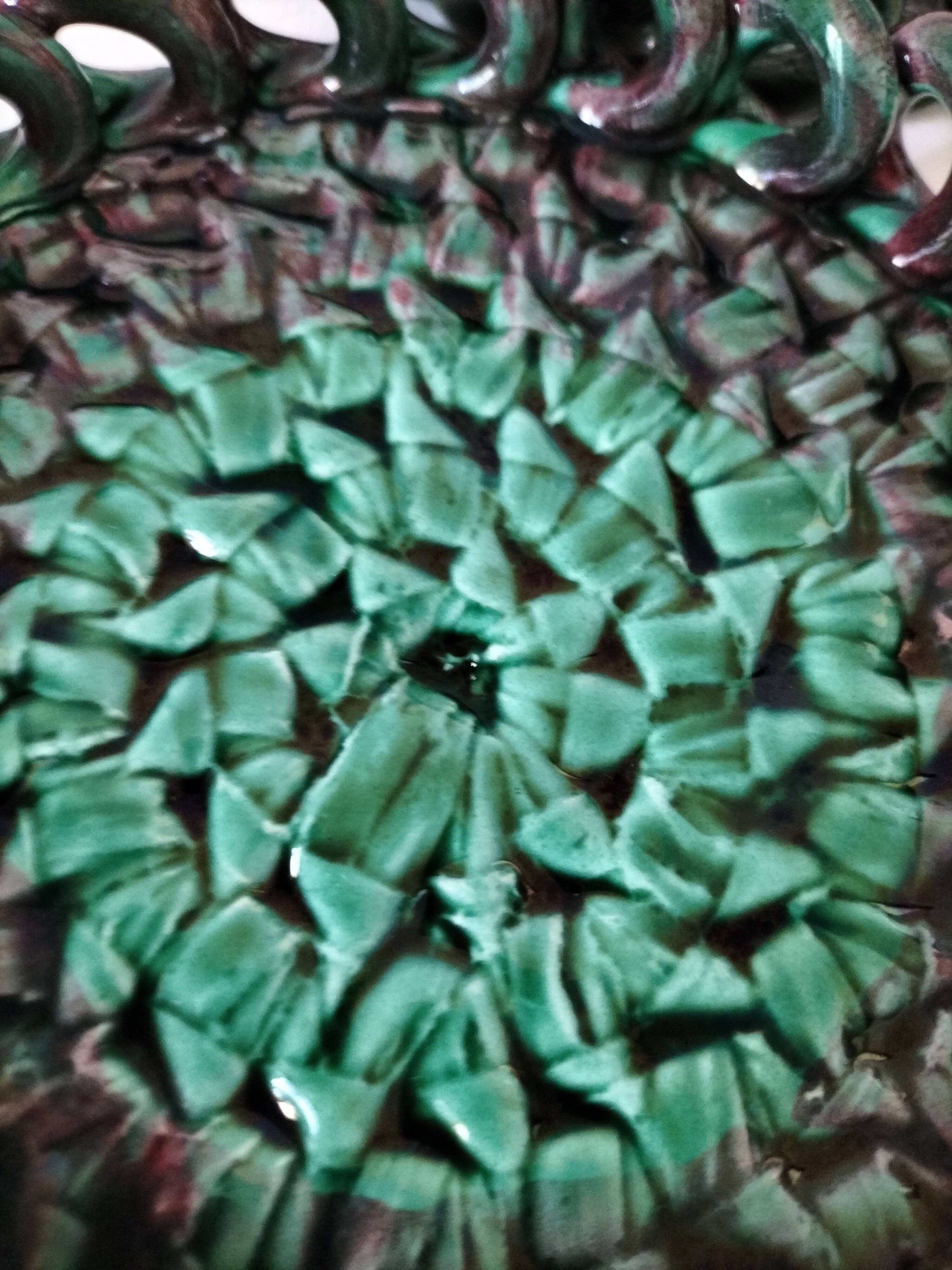 Pair of enamelled woven ceramic trinket trays signed BL, Le Brusc (Var)