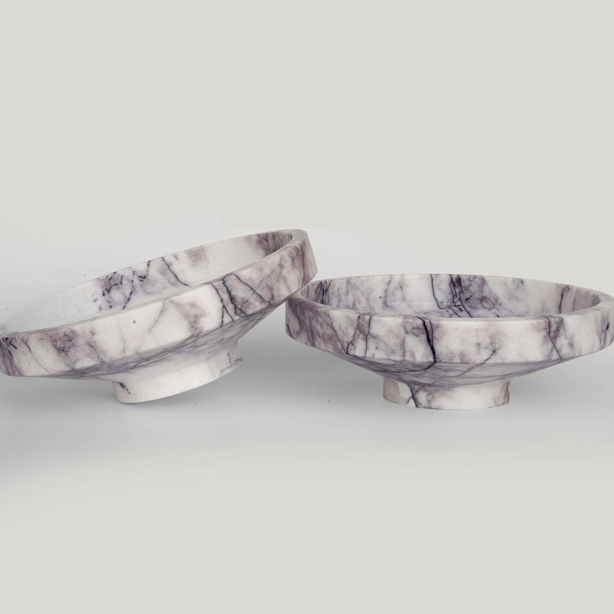 Bol étroit en marbre blanc lilas