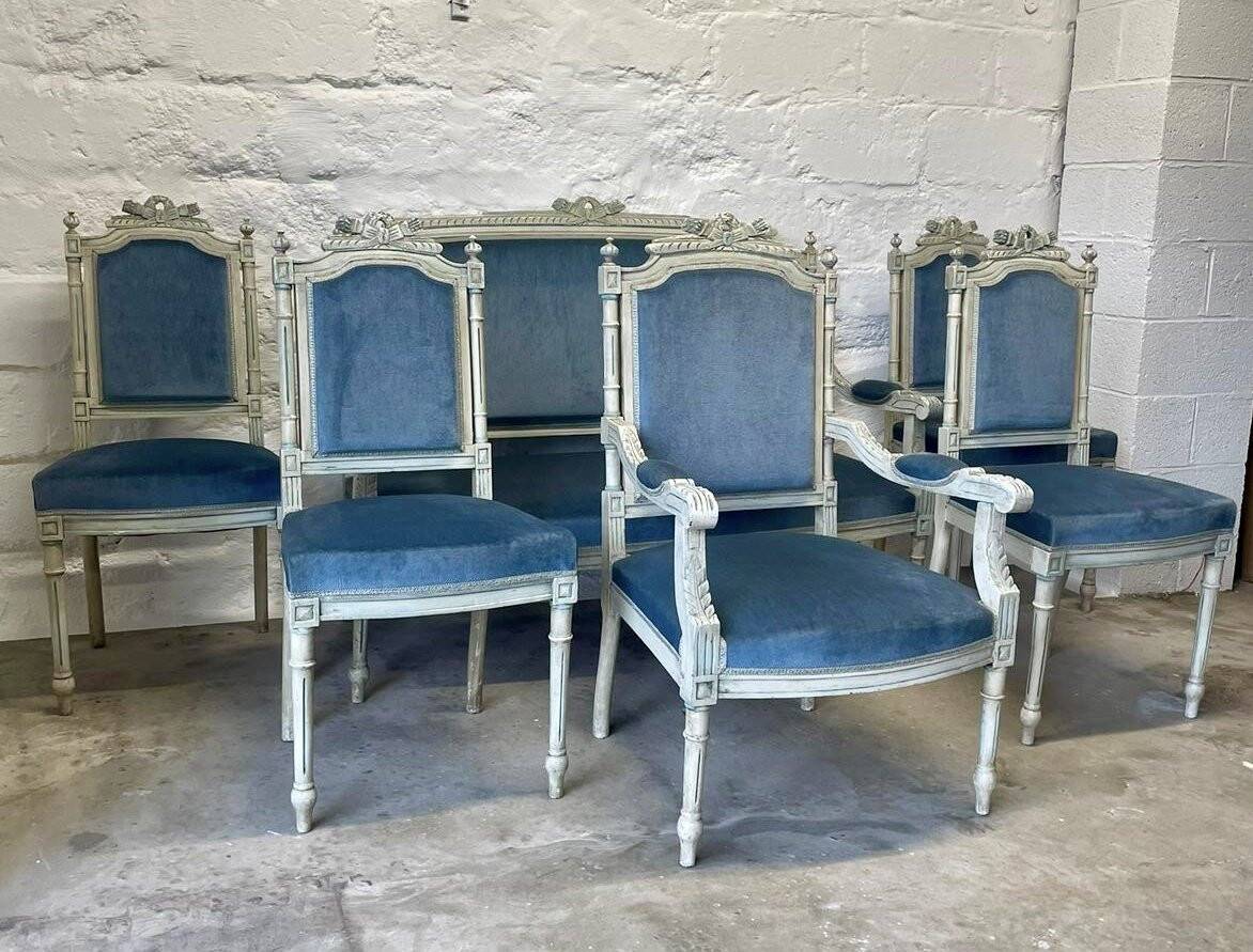 Louis XVI style living room, 6 rooms