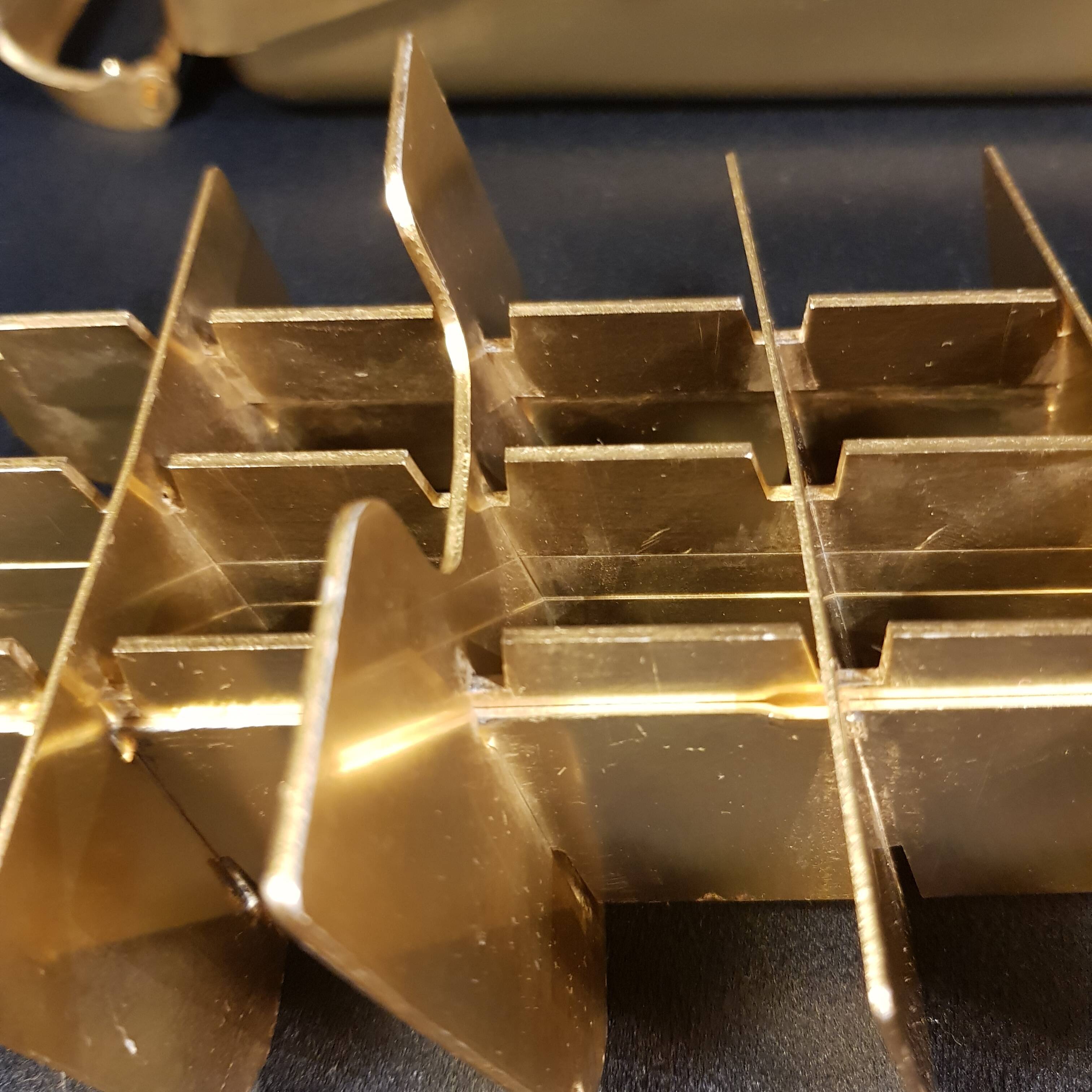 Quickube ice cube tray